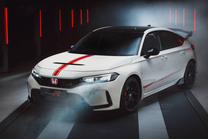 Különleges kivitellel búcsúzik a legádázabb Honda 8