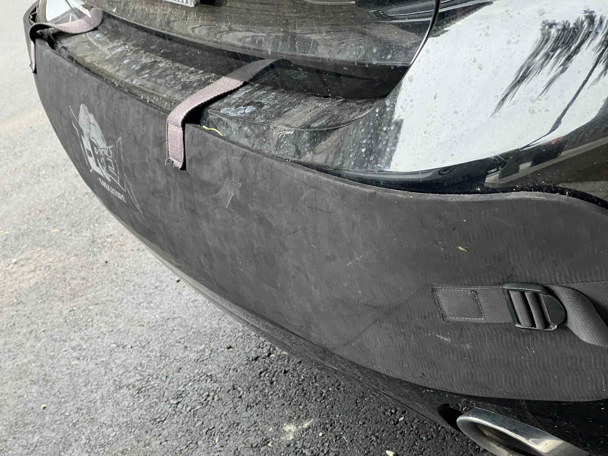 Parkolássegítő rendszámtáblát szereltek egy BMW-re 3 | Vezess Parkolássegítő rendszámtáblát szereltek egy BMW-re 3