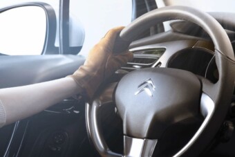 Sok ezer Citroënt hívnak vissza, haláleset történt