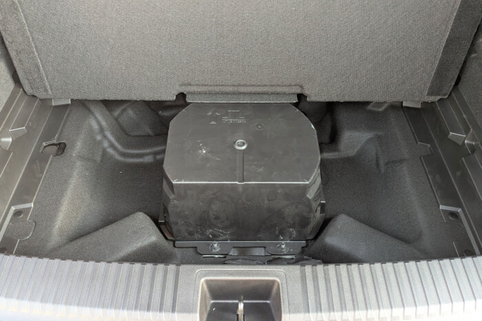 Családi hibrid, meglepő extrákkal 17 | Vezess Családi hibrid, meglepő extrákkal 17