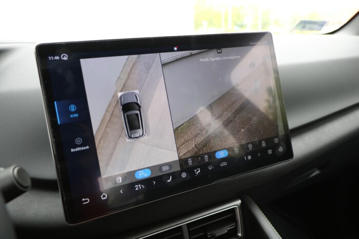 Sok magyar autósnak tud újat mutatni ez a kínai villanyautó 15