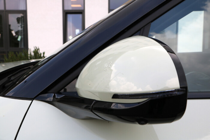 Sok magyar autósnak tud újat mutatni ez a kínai villanyautó 20