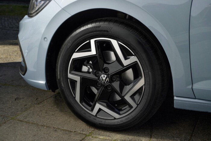 Van egy Volkswagen, ami 50 éves, és nem Golf 8 | Vezess Van egy Volkswagen, ami 50 éves, és nem Golf 8