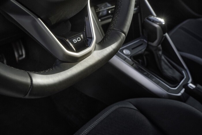 Van egy Volkswagen, ami 50 éves, és nem Golf 7 | Vezess Van egy Volkswagen, ami 50 éves, és nem Golf 7