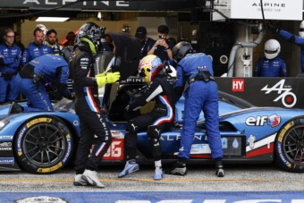 Kulisszatitkok a legbrutálisabb versenyről: nem a pályán zajlik az igazi harc