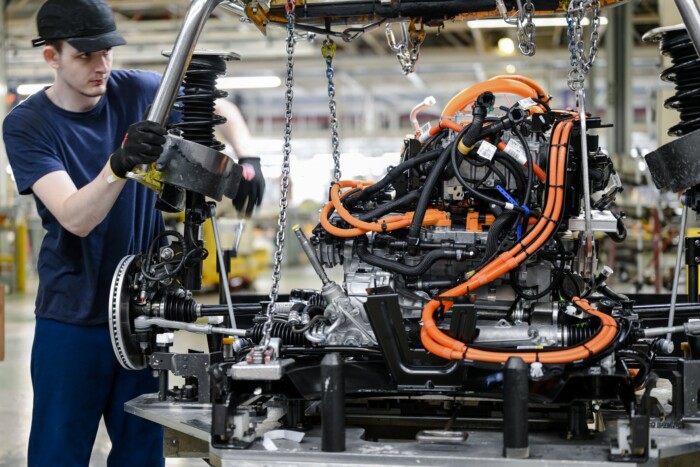 Újabb válság fenyegeti a globális autóipart 7