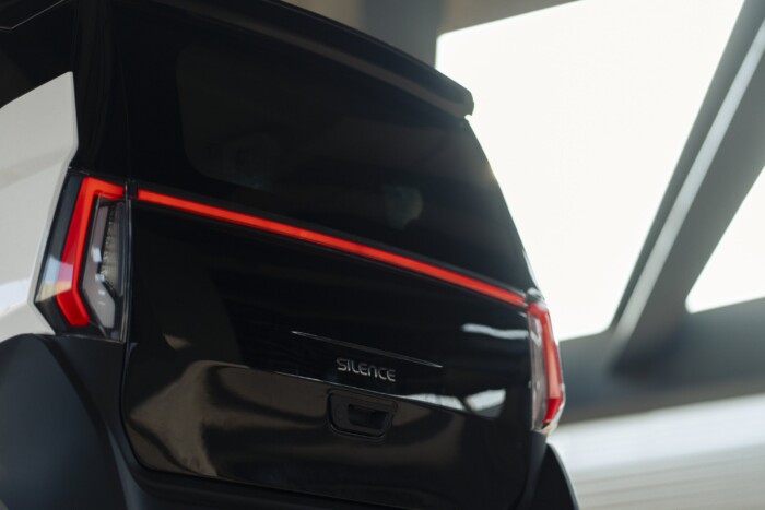 Négy milláért négykerekűbe ültet a Nissan 9