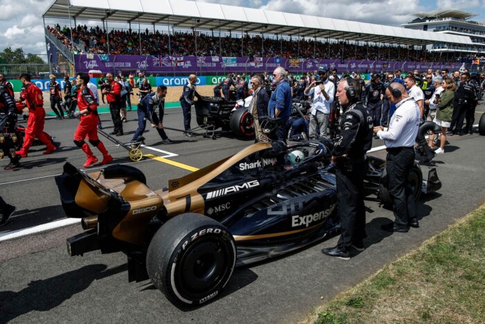 Brad Pitt elhiteti velünk, hogy lenyomná az F1-es mezőnyt 3