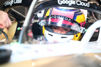 Ezek a nők simán lenyomnák a férfiak többségét vezetésben