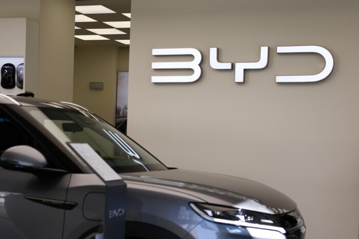 Kihúzták a gyufát az influenszerek a BYD-nál