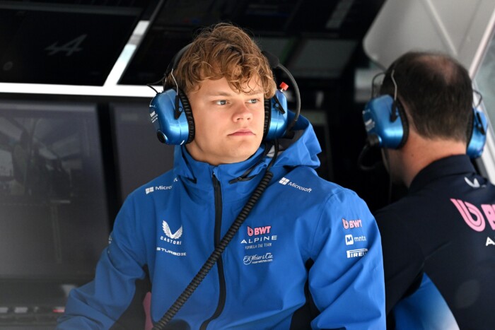 F1: Riválist ültet autójába a csapat, hogy betartsák a szabályt 1