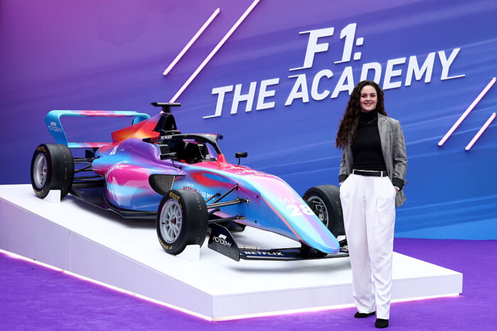 Ezek a nők simán lenyomnák a férfiak többségét vezetésben 7