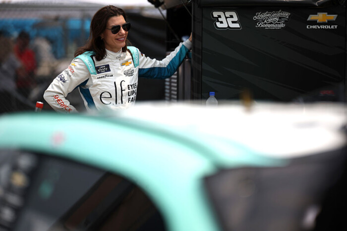 Ezek a nők simán lenyomnák a férfiak többségét vezetésben 8