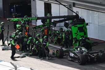 F1: Hamiltont is verte a sereghajtó, ez volt a titok