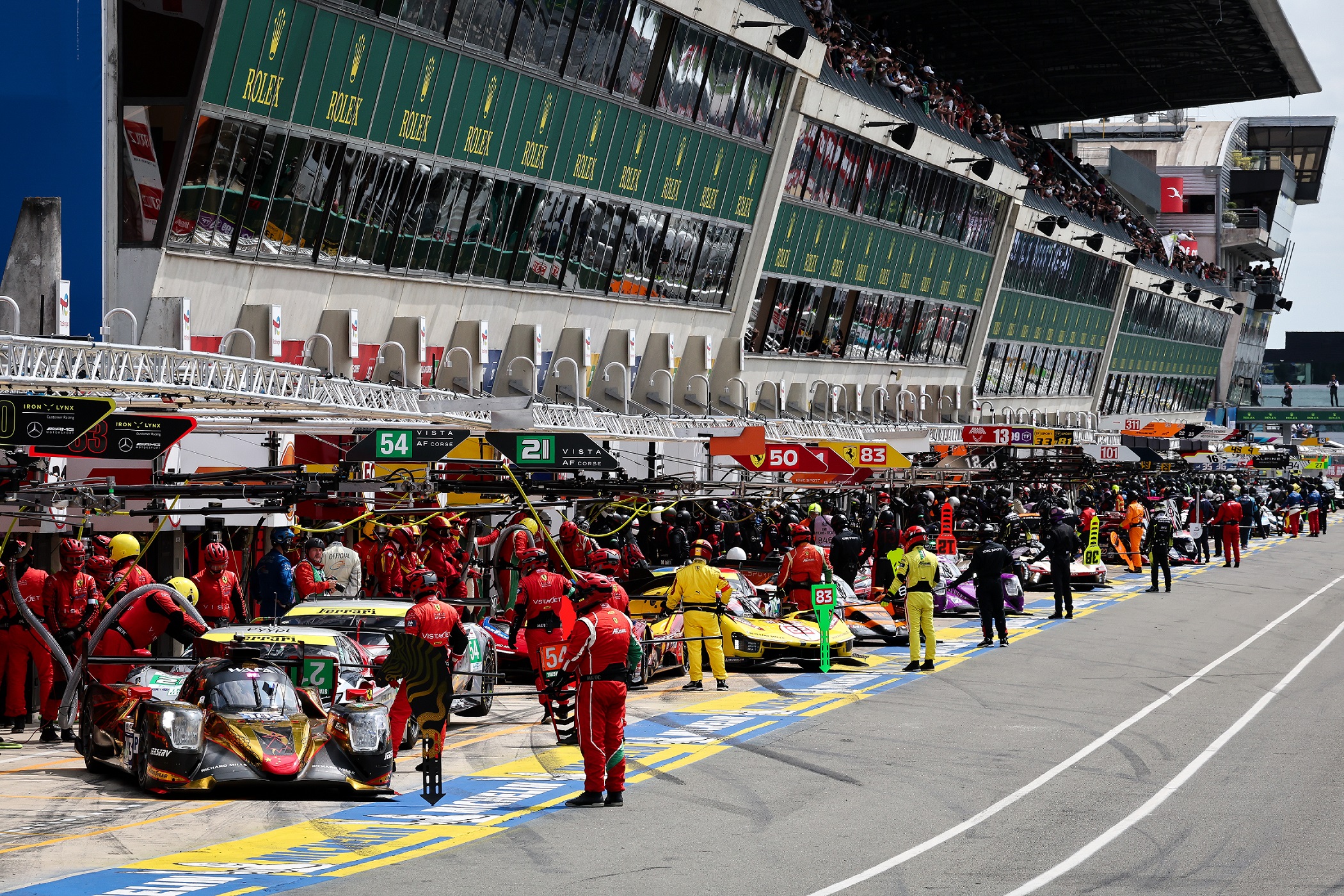 Le Mans 24 Hours - Test Day | Vezess | Vezess