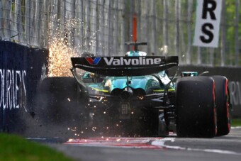 F1: Azonnal autót tört a hazai pilóta az edzésen