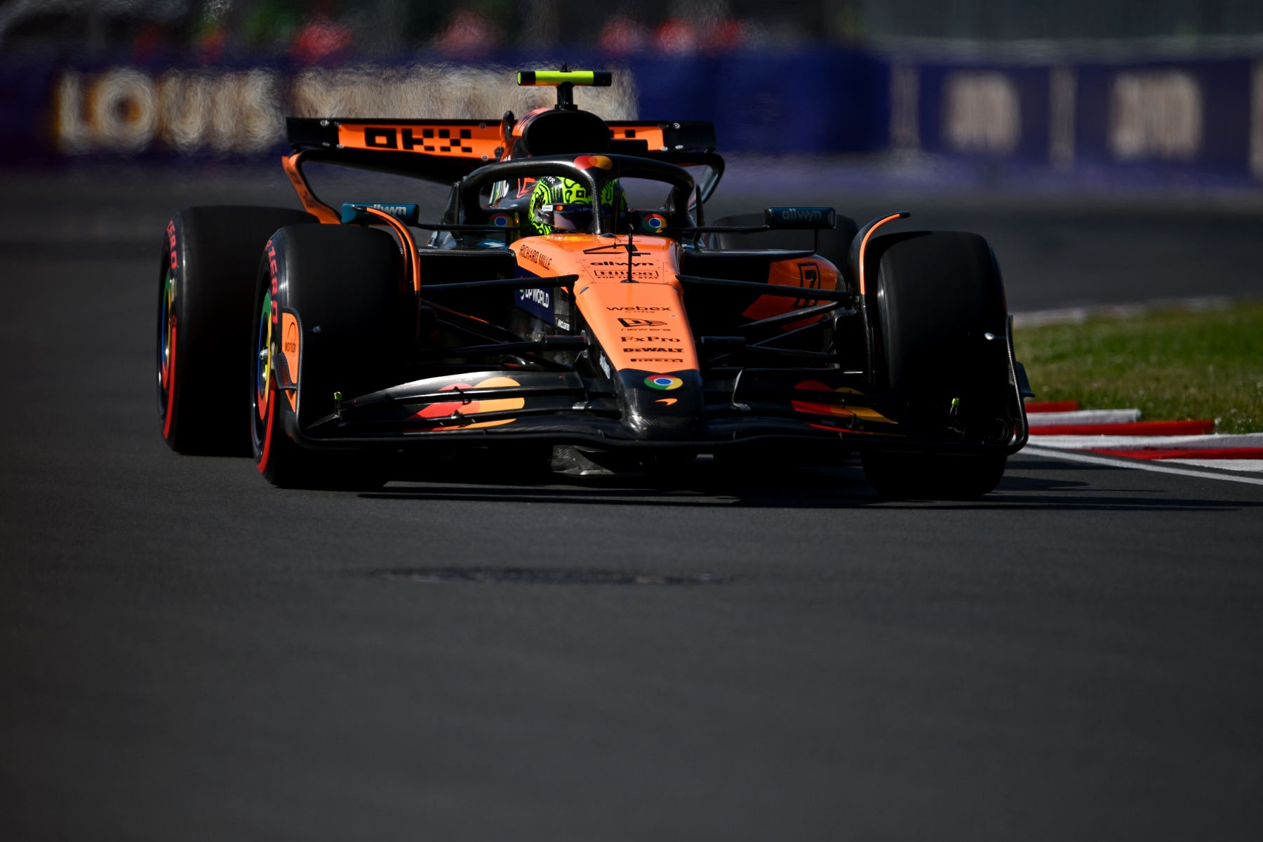 F1: Újra hibázott Norris, a falat is eltalálta