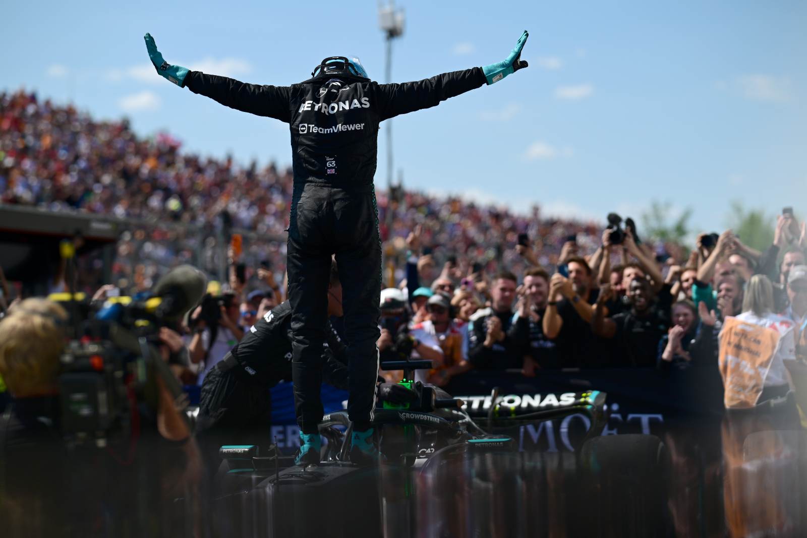 F1: Új aláírásra készül a futamgyőztes pilóta