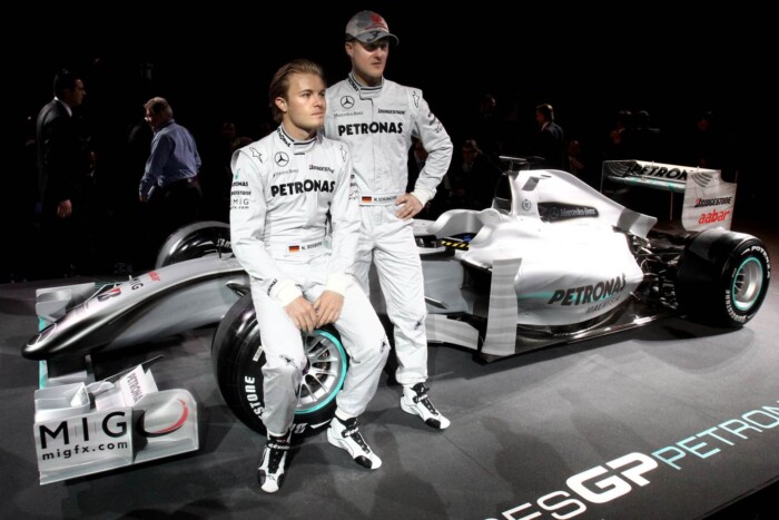 F1: 40 éves lett Hamilton nemezise 4