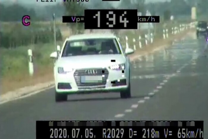 Trükköznek az autósok, rengeteget bukik az állam 3