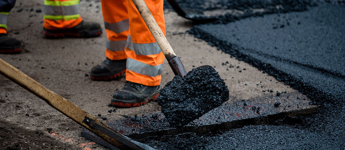 Egy kátyú, tízezer forint – így javítják Budapest útjait