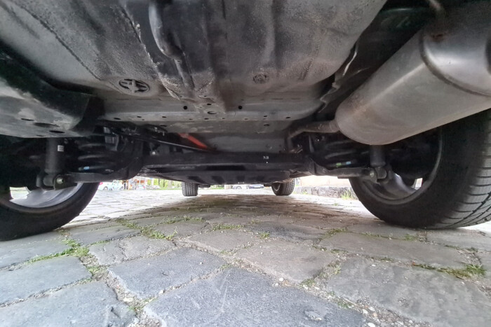 Létezik, de drága a 4,6 litert fogyasztó családi autó 16 | Vezess Létezik, de drága a 4,6 litert fogyasztó családi autó 16