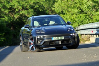 Családi autó 639 lóerővel