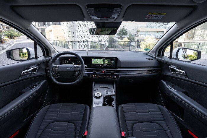 Új arcot műtöttek a legfontosabb Kiára 7 | Vezess Új arcot műtöttek a legfontosabb Kiára 7