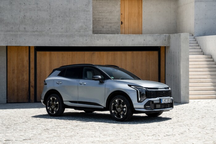 Új arcot műtöttek a legfontosabb Kiára 6 | Vezess Új arcot műtöttek a legfontosabb Kiára 6