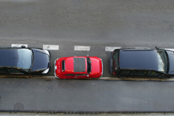 Egyre veszélyesebbek az új autók. Ez az oka