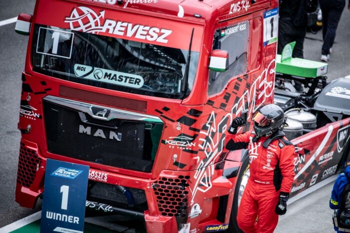 Agyonveri a mezőnyt a lusta magyar versenyző