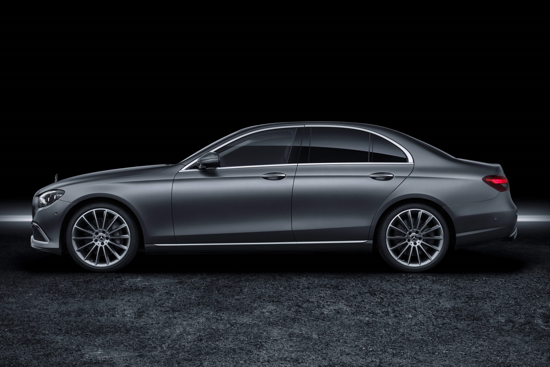 mercedes-benz-e-class-2021-6 | Vezess | Vezess