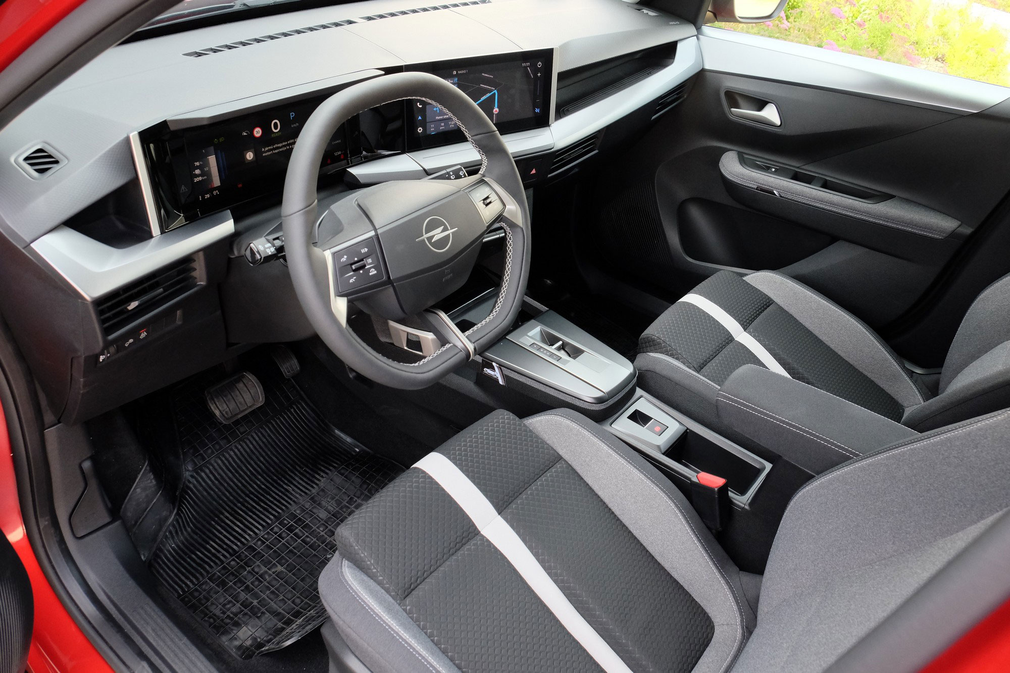 opel-frontera-electric-teszt-2025-12 | Vezess | Vezess