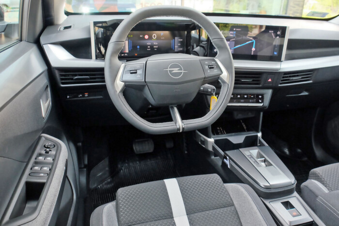 Ezzel az autóval támadhat fel az Opel 14