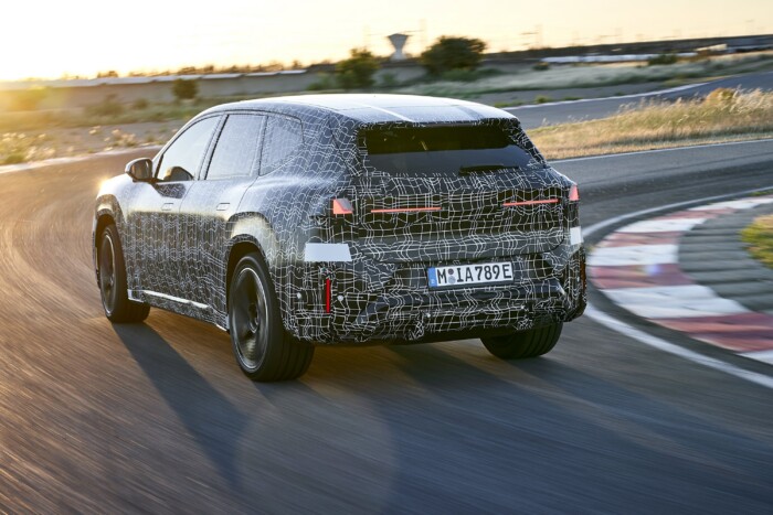 Magától megáll majd a pirosnál a debreceni BMW 7 | Vezess Magától megáll majd a pirosnál a debreceni BMW 7