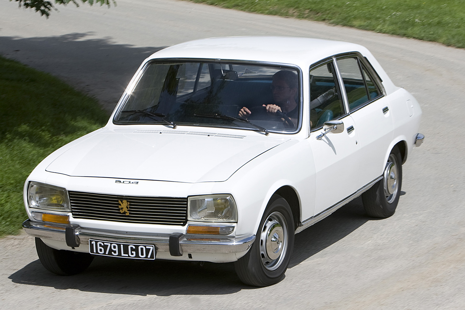 peugeot-504_0806pc002_0 | Vezess | Vezess