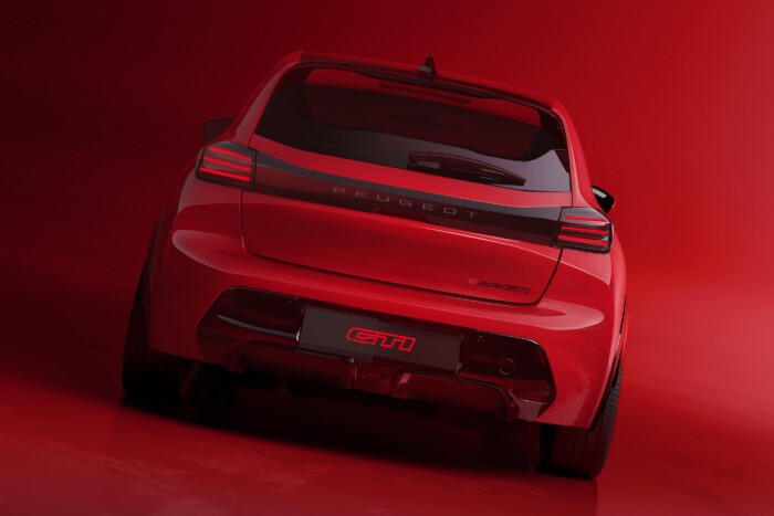 Visszatért a GTI, ismét van tüzes kis Peugeot 8