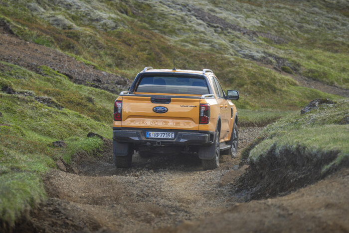 Ez a dízel utáni jövő? Kipróbáltuk a Ford újdonságát 25