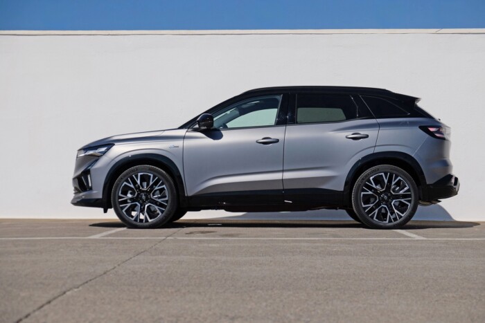 Családi hibrid, meglepő extrákkal 7 | Vezess Családi hibrid, meglepő extrákkal 7