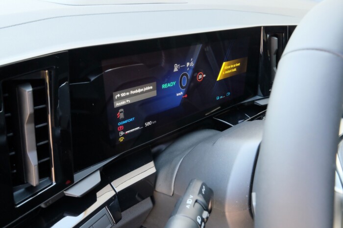 Családi hibrid, meglepő extrákkal 20 | Vezess Családi hibrid, meglepő extrákkal 20