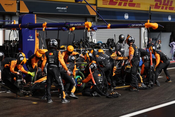 F1: Elkapkodta a rajtot, bukta a belga győzelmet Norris 7