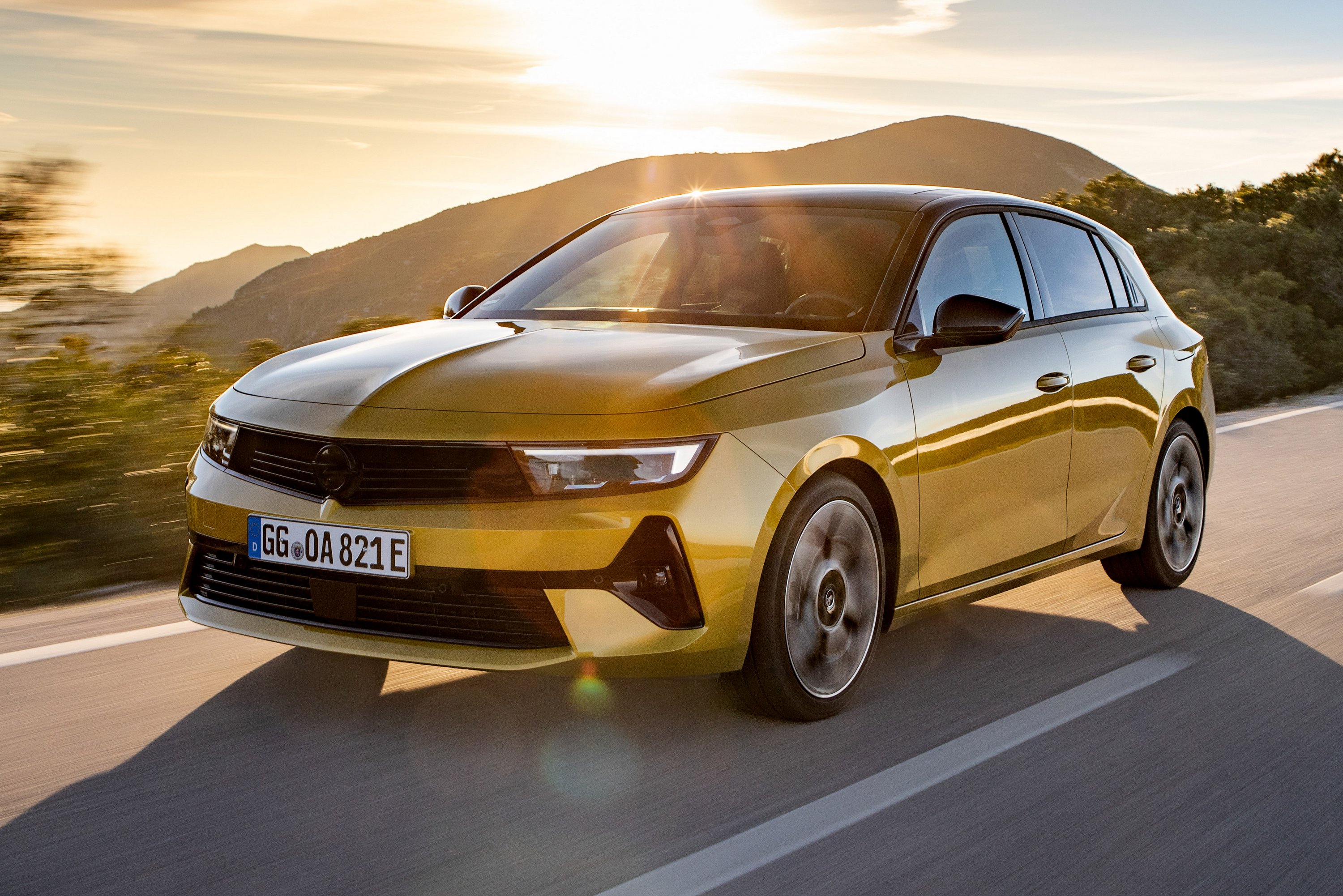 01_opel_518223 | Vezess | Vezess