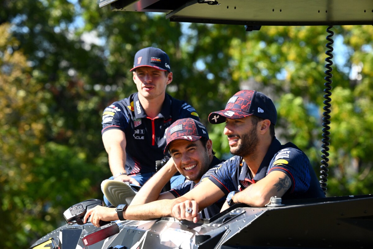 F1: Verstappen újra versenyezne kirúgott csapattársa ellen