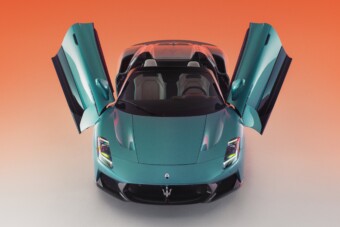 Új, dögös szupersportautó Olaszországból