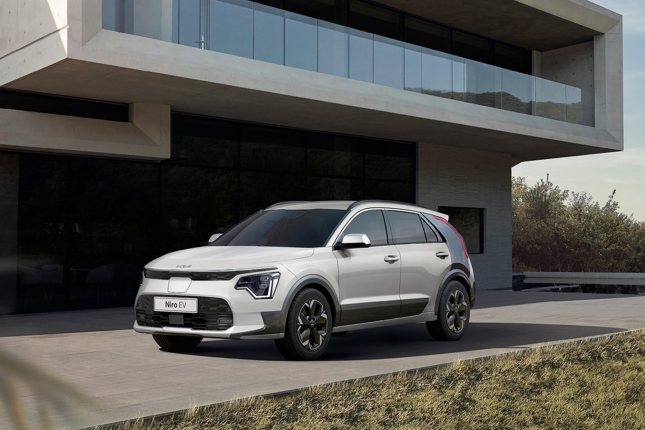 09-kia-niro-2023 | Vezess | Vezess
