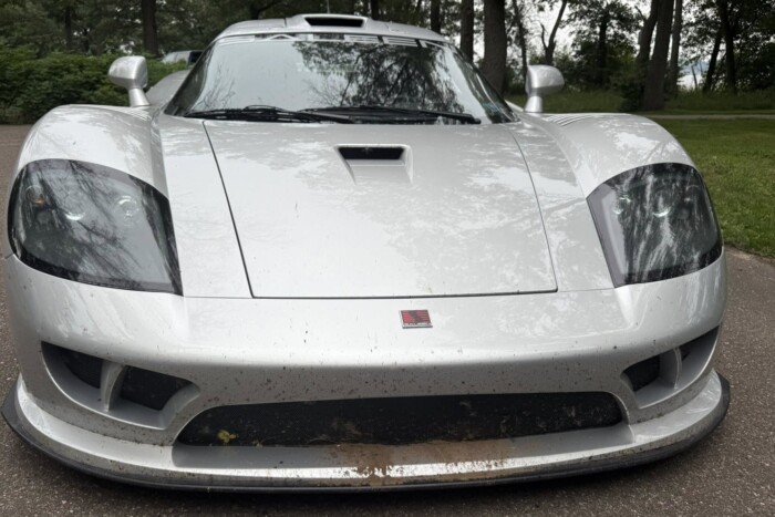 Egy 130 milliós autó is lehet rémes élmény a mindennapokban 1