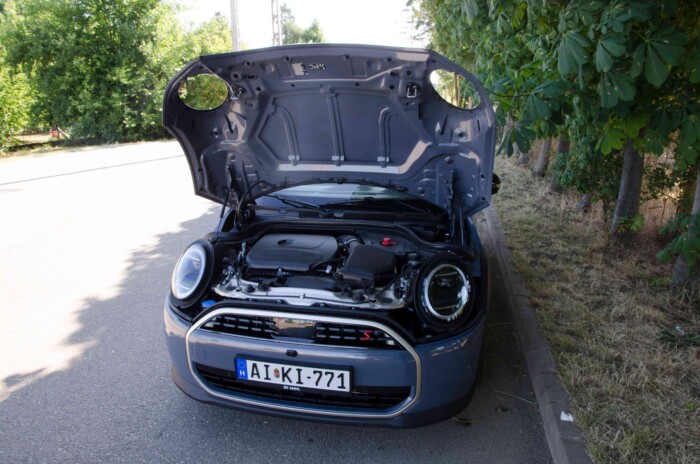 Kicsit kiherélték az egyik legélvezetesebb autót 17 | Vezess Kicsit kiherélték az egyik legélvezetesebb autót 17