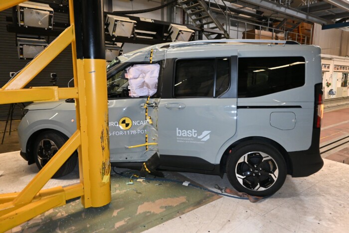 Tervezési hibák miatt veszélyesek ezek az autók 9 | Vezess Tervezési hibák miatt veszélyesek ezek az autók 9