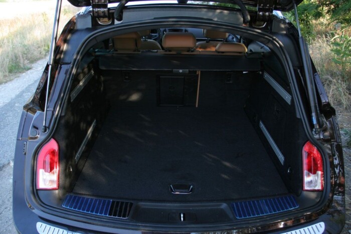 Ezért kapott trükkös, extra hátsó lámpákat a népszerű családi Opel 4