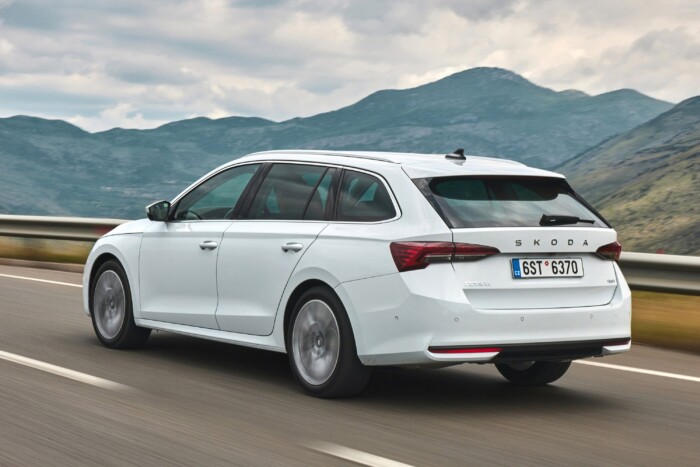 Új Škoda kombi érkezik 6